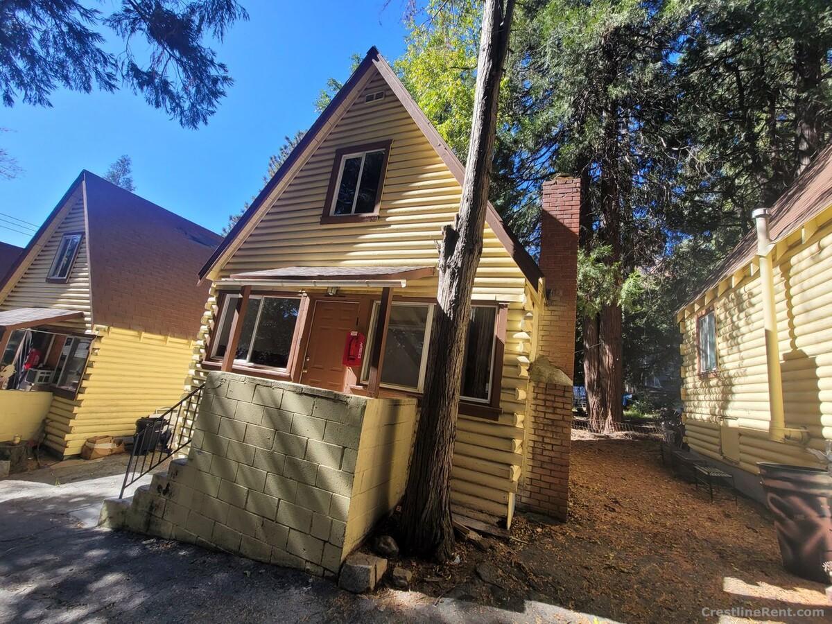Cozy Cottage House