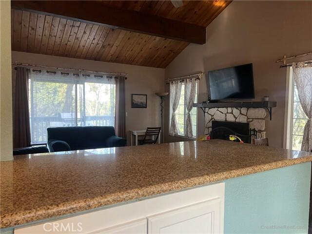 22365 Pine Dr House