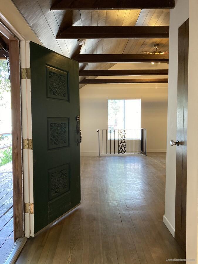 599 Acacia Dr House