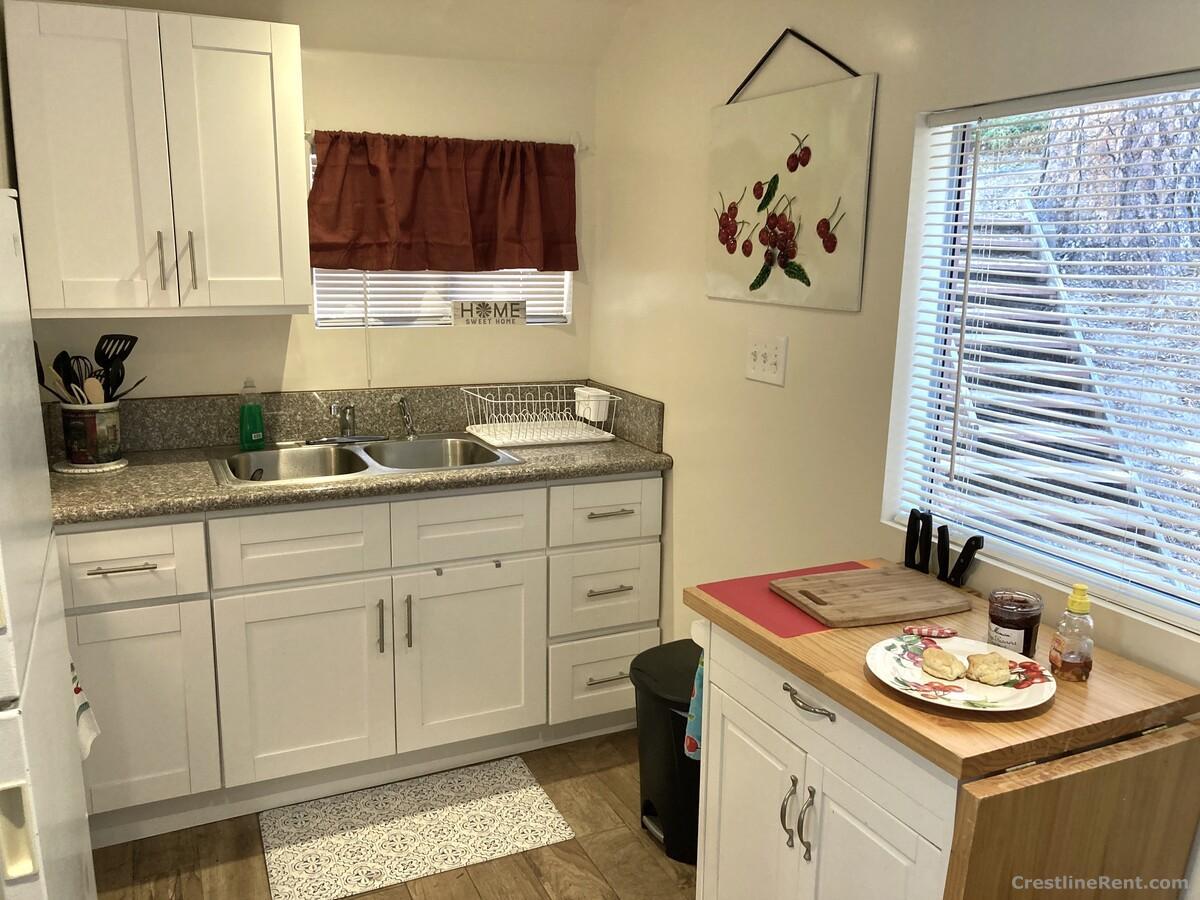599 Acacia Dr House