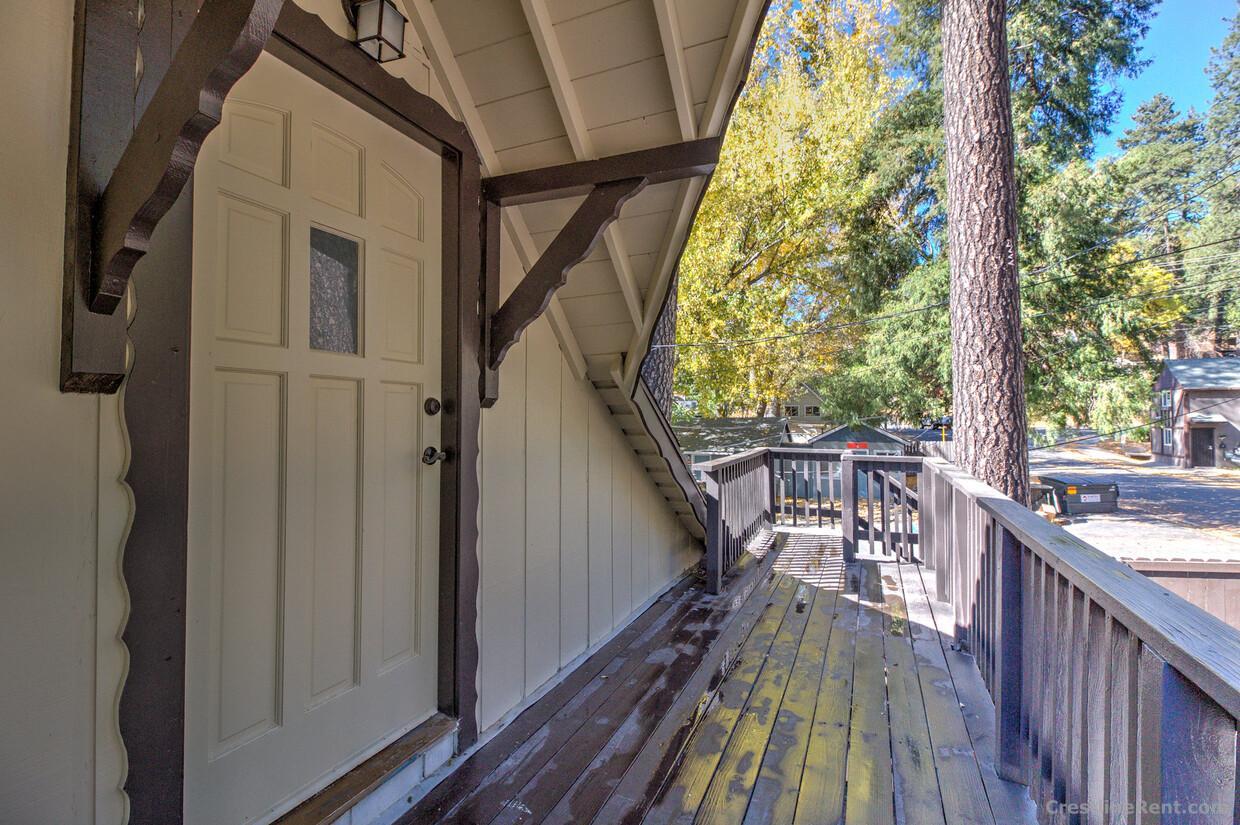 Cozy 2 story home for rent on Springwater Road