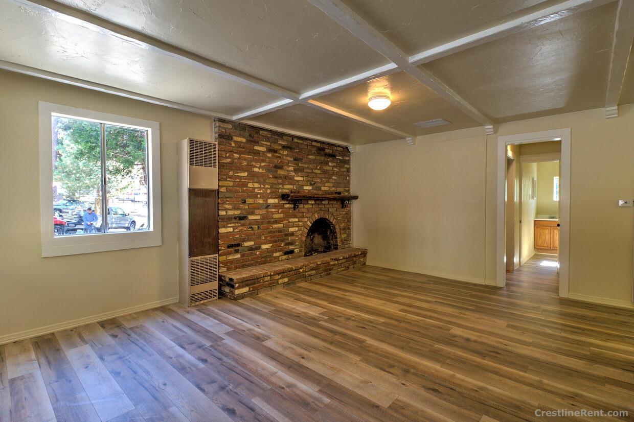 Cozy 2 story home for rent on Springwater Road