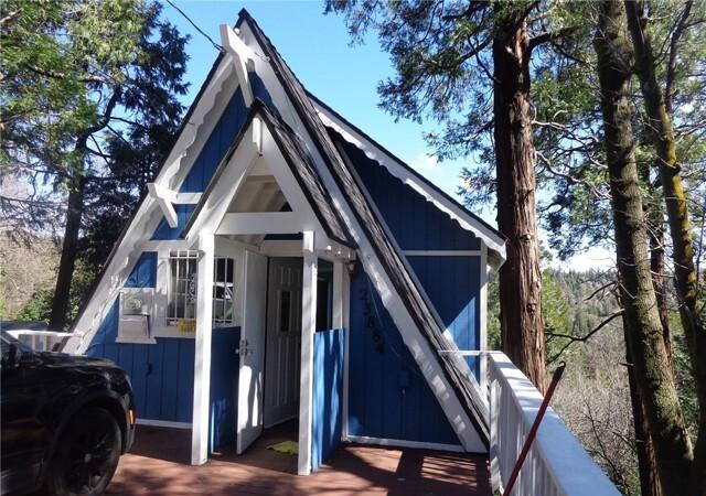 23884 Bowl Rd House