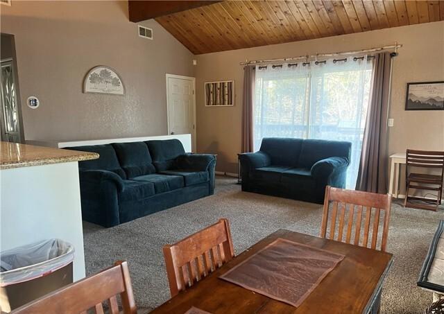 22365 Pine Dr House